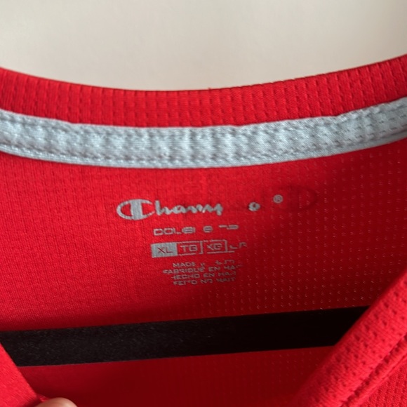 Champion workout tshirt - Picture 3 of 3